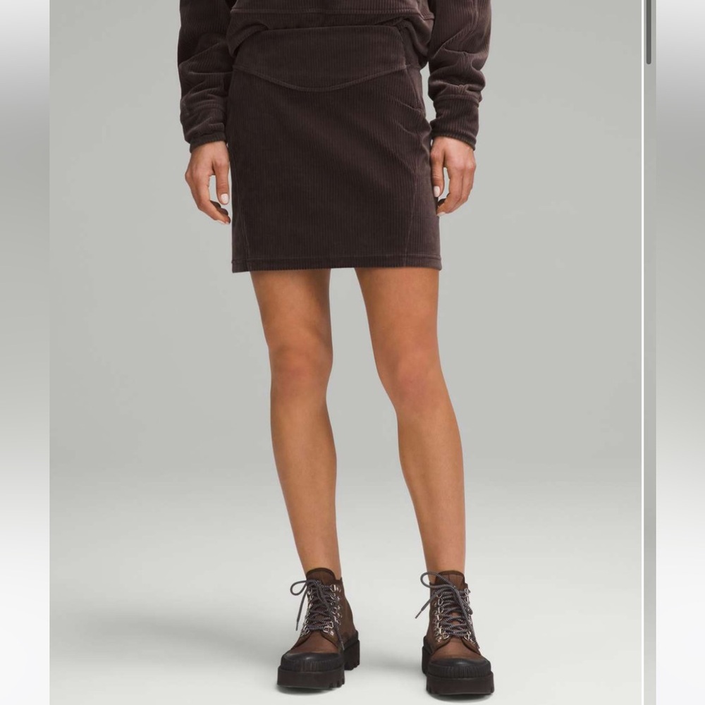 Lululemon Scuba Mini Skirt 4